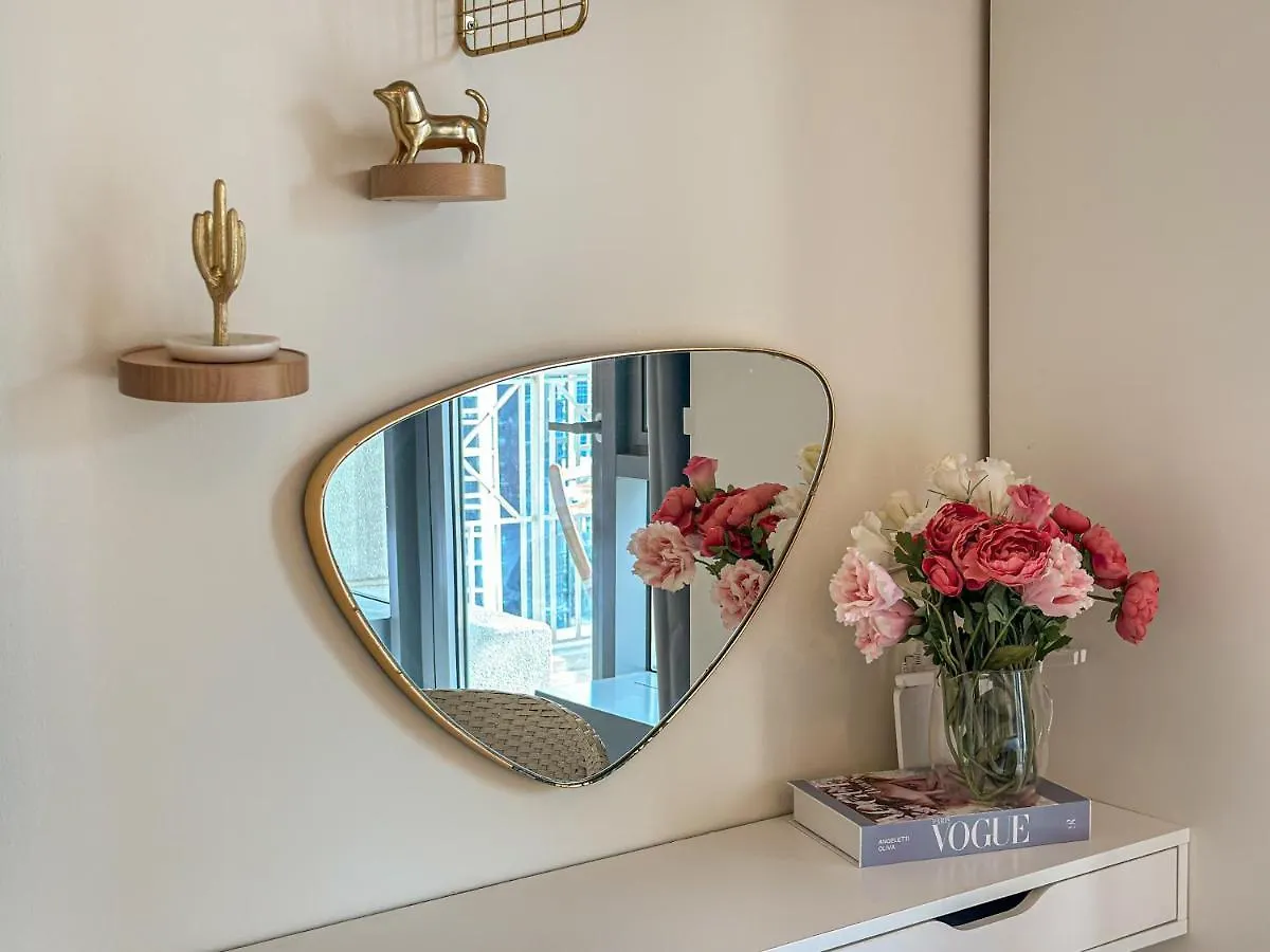 Higuests - Snug Studio With Balcony In The Heart Of Downtown Apartment Dubai